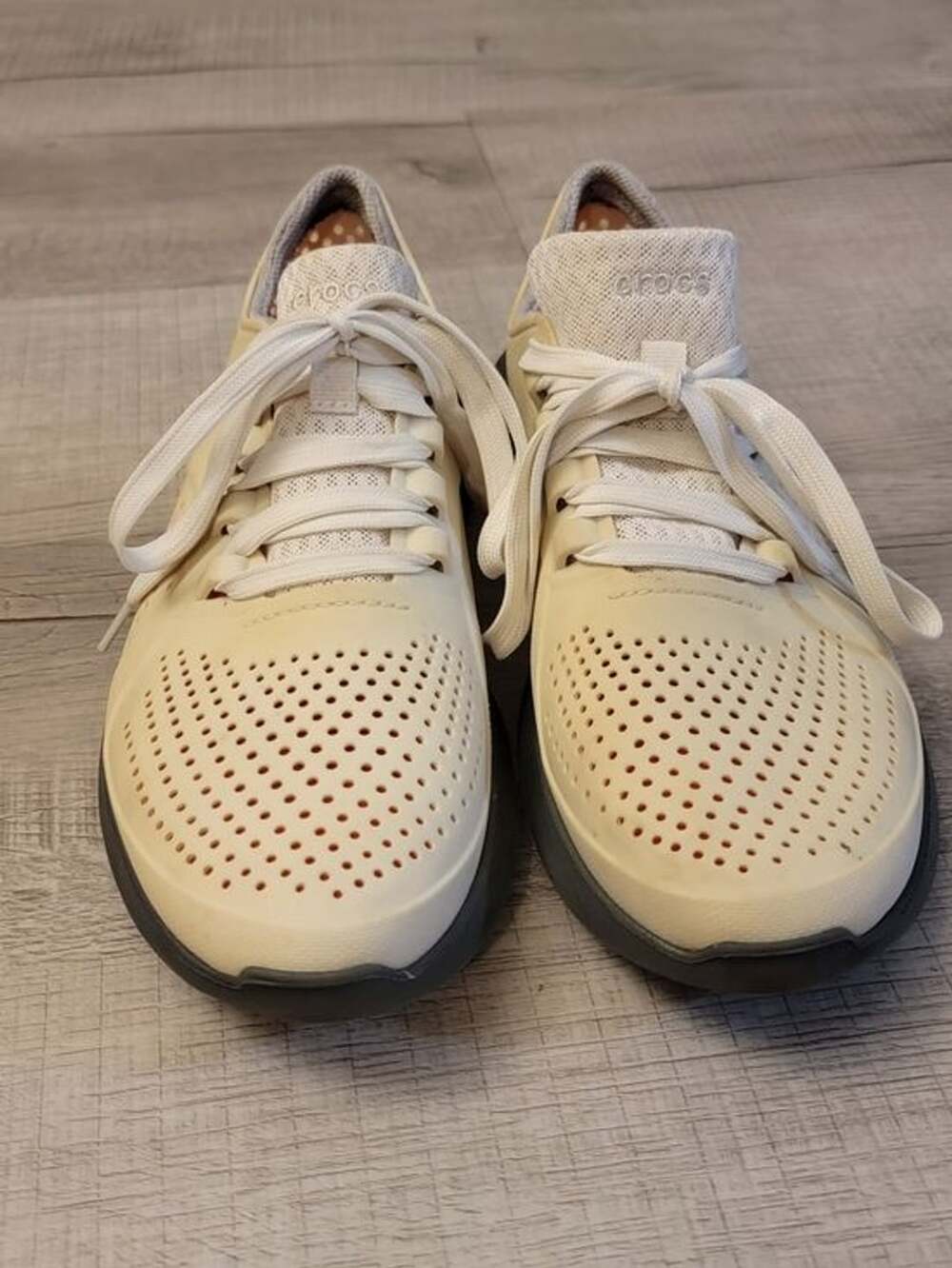 Crocs LiteRide Pacer Men's Casual Sneakers – Cream/GraySize 10